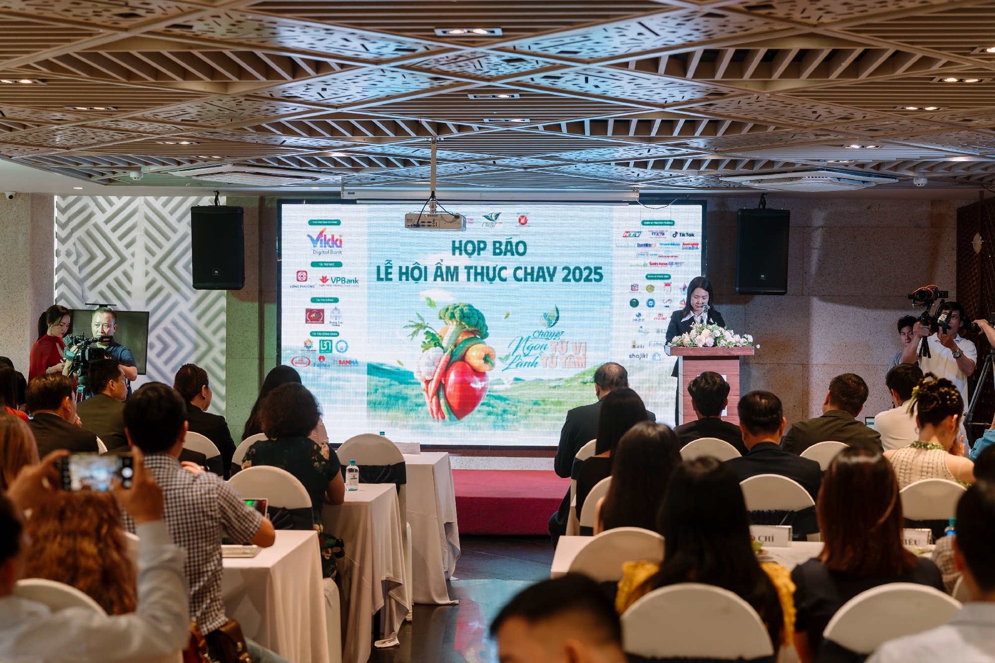 LỄ HỘI ẨM THỰC CHAY - LAN TỎA GIÁ TRỊ ẨM THỰC XANH & BỀN VỮNG