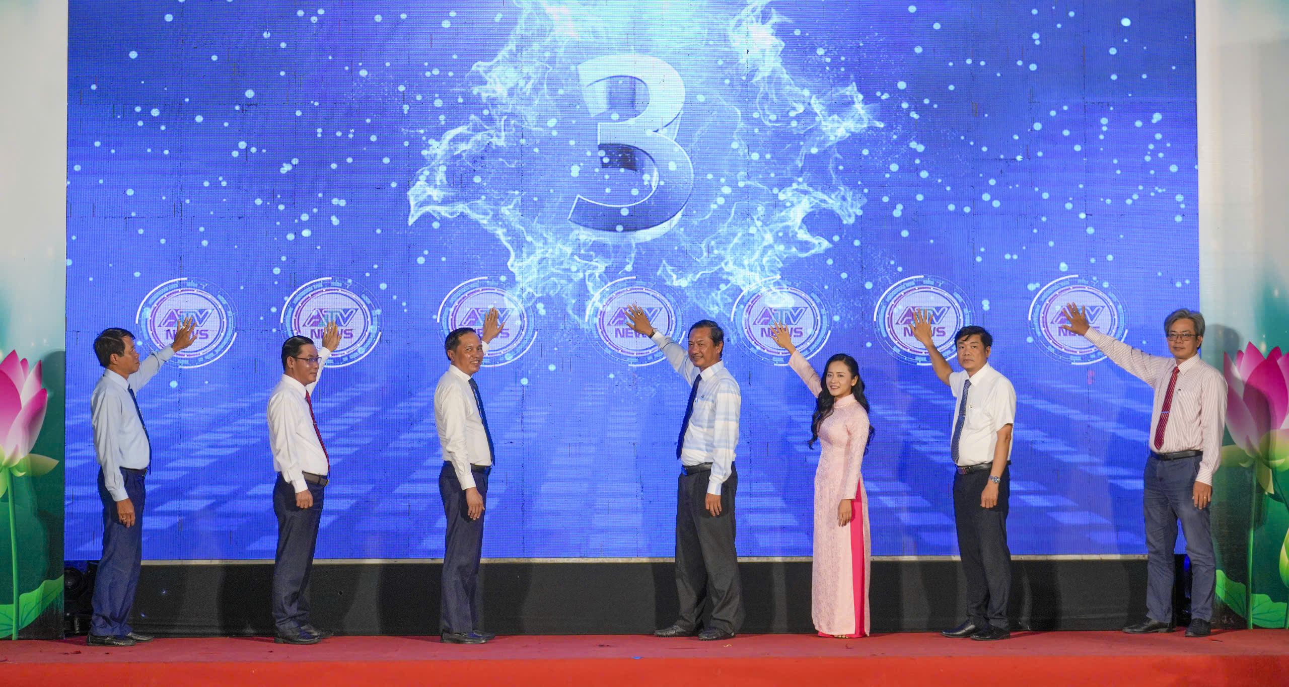 BÁO VÀ PHÁT THANH - TRUYỀN HÌNH AN GIANG RA MẮT KÊNH YOUTUBE TIẾNG ANH "AN GIANG NEWS"